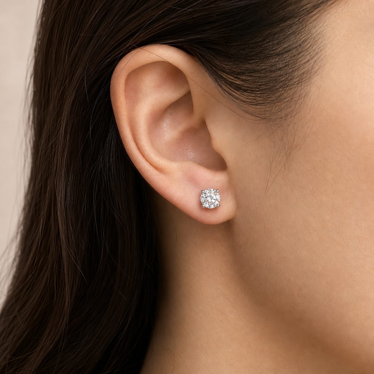 Wholesale Round Cut Four Prong Moissanite Stud Earrings 925 Sterling Silver Classic Women Jewelry view 2