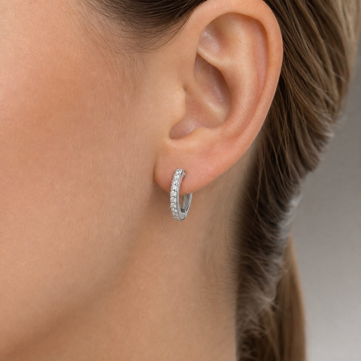 Wholesale Pave Moissanite Huggie Hoop Earrings 925 Sterling Silver Small Hoop Fine Jewelry view 2