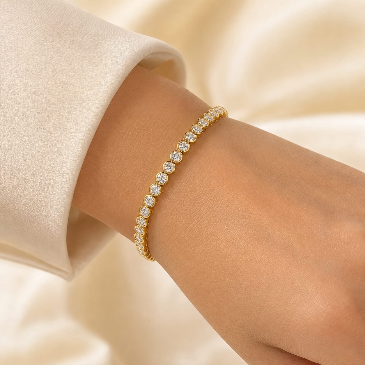 Wholesale Round Bezel Moissanite Tennis Bracelet Gold Tone 925 Sterling Silver Fine Jewelry view 2